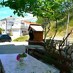 Verica I Mirko Paparic *