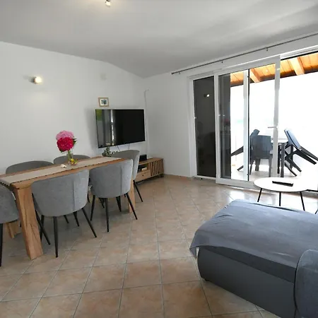 Verica I Mirko Paparic Appartement Lopar