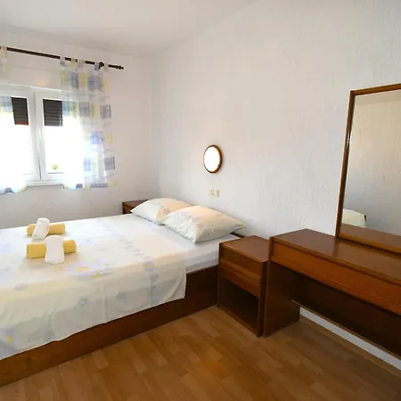 Verica I Mirko Paparic *